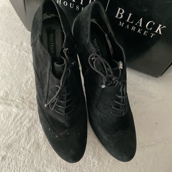 𝅺WHBM Ramsey Wingtip Booties Shoes Sz 9.5 - Picture 2 of 6